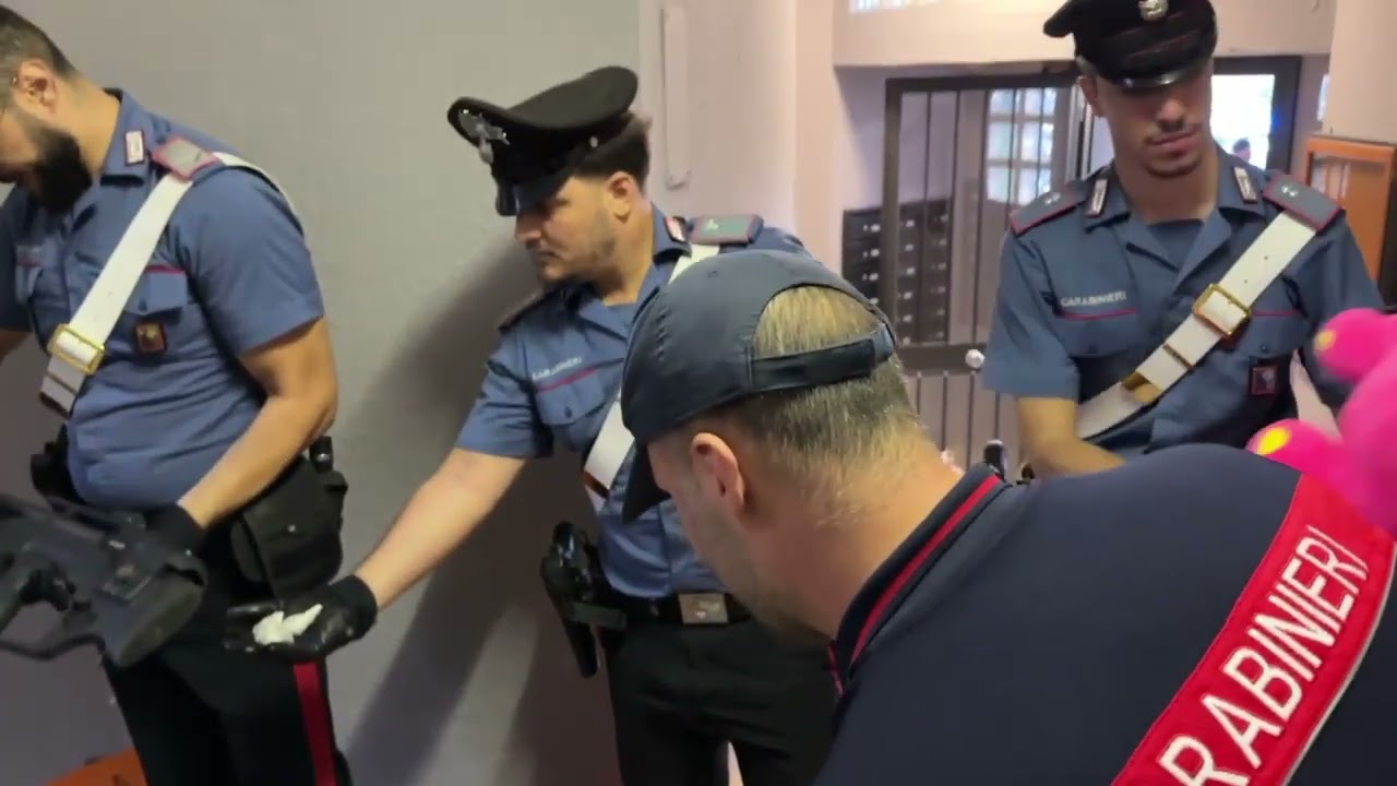 TOR BELLA MONACA – Perquisizioni Antidroga Dei Carabinieri Al Ferro Di ...