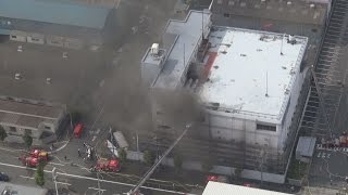 黒煙立ちこめ一時騒然 大阪市の建物解体現場で火災