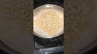 How To Cook Old Fashioned Rolled Oats!! #shorts