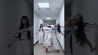 #왜불러챌린지 #PercentChallenge Ver. 모든 퍼센트가 다 좋은 우리 #에이디야 🦊 짱이지?!👍에이데이 : 짱!! #퍼센트챌린지 #WhatsUpchallenge