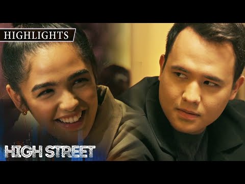 Sky notices Gino's jealousy High Street (w/ English Subs)