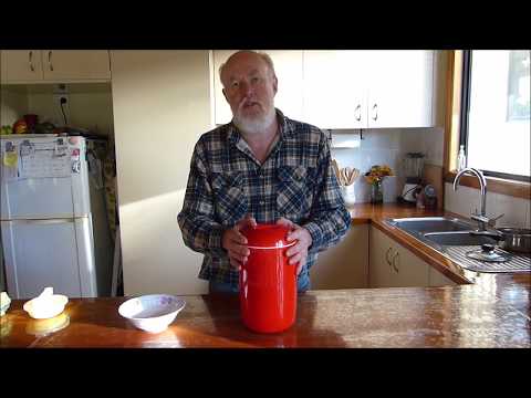 Super EASY YOGHURT making - SAVE hundreds of $$$!!!! Super EASY YOGHURT making - SAVE hundreds of $$$!!!!