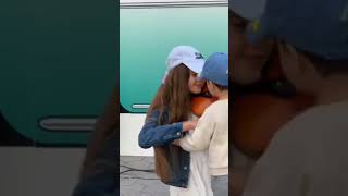 The boy kiss Karolina Protesko 🎻 during street performance Can't help falling in love