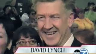 David Lynch talks with Roger Ebert on the red carpet