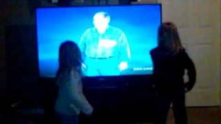 Tim and Eric. Bub Bubs Bounce. Kids Dancing