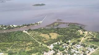 sobrevolando la costa Uruguaya.