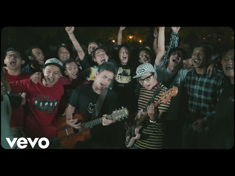 Pee Wee Gaskins Ikut Aku Ke Bulan