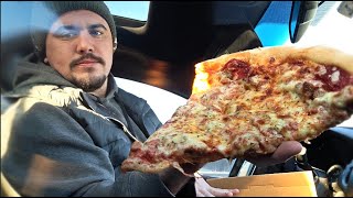 Rosati's Pizza Vs Beggars Pizza (Mano a Mano) [ep.10 The Fighting Slice]