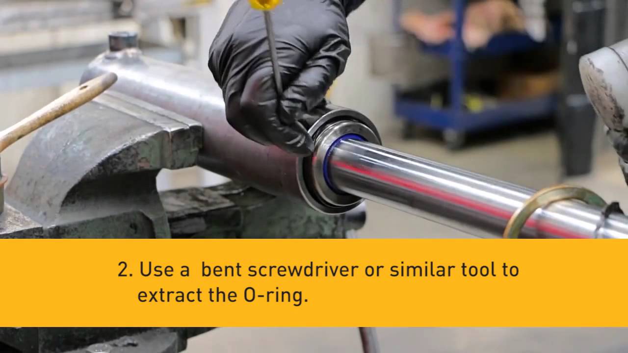 Hydraulic Cylinder Disassembly - YouTube