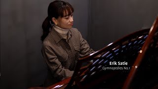 Erik Satie: Gymnopedies No.1 - piano by Ayaka Yonemoto / エリック・サティー：ジムノペディ 第1番 - 米本彩夏