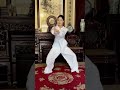 脚踩阴阳手抱球，虚实分明之道 太极拳 中华武术博大精深 太极养生 太极拳女生版 国风古韵