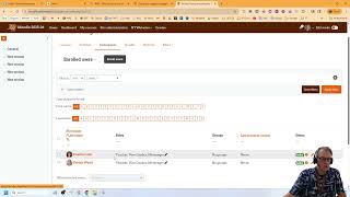 Adding (and removing) Students (and teachers) in your Moodle Course