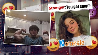 Flexing On Omegle | HILARIOUS REACTIONS