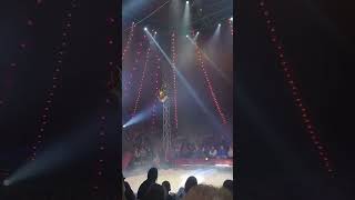 Leeds circus 馬戲團吊環表演  🤗