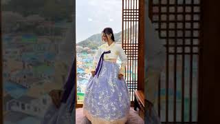 Subscribe 🥺 unseen pics of anushka sen in korea with bts