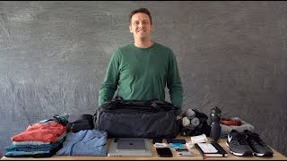 The NOMATIC Travel Bag - Product Walk Through / How To Pack
