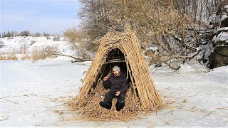 Winter Bushcraft Camping, Catch and Cook, Ice Fishing, Reed Shelter