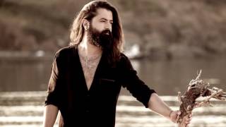 Koray Avcı - Yazımı Kışa Çevirdin (Leylam) (Lyric Video)