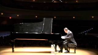 Rueibin Chen 陳瑞斌 Plays Tchaikovsky's 1st Piano Concerto, piano solo (arr. Grainger)