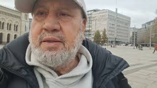 Walking tour to view Seaside at Aker Brygge,Oslo.