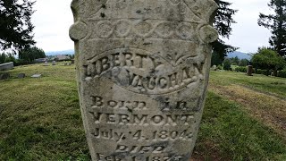 Gibbs Cemetery: Born on 4th of July. Newburg, Oregon. Yamhill County.