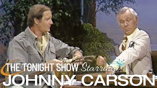 Classic Carson Moment When Jim Fowler Brings A Massive Beetle On The Show He Doesn't Know Can Fly!
