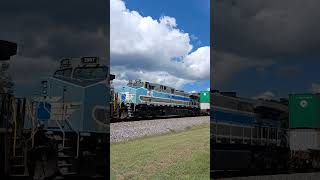 Extremely Fast \u0026 LOUD NS #3987 Central Maine \u0026 Quebec paint scheme returns NS #4210 - #283 @rider22​