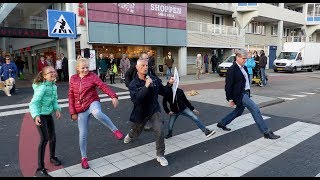 Wethouder Mijnans opent Silly Walk oversteekplaats Stadhuispassage / Spijkenisse 2018