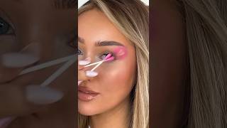 Easy heart makeup hack 🩷 ad #novabeauty #fashionnova #makeup #makeuphack #makeupchallenge #hacks