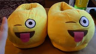 Funny Emoji Fuzzy Fluffy Slippers #SDSG #Review #Unboxing