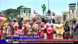 Demo DPR, Puluhan Warga Dukung Revisi UU KPK