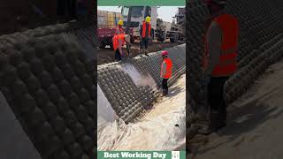 Best working day #414 The process of pouring concrete into a membrane bag