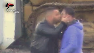 Palermo, i boss scarcerati riorganizzano Cosa nostra: il bacio secondo il rituale mafioso