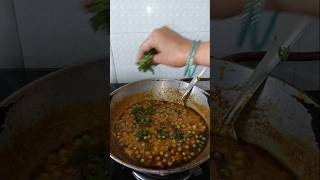 Naye tarike se banaen matar masala chatpati tasty sabji#youtubeshorts #views #viralshort