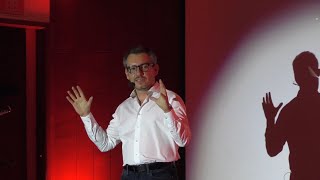 Cómo abrazar la incertidumbre y predecir el futuro | Néstor Santos | TEDxBucaramanga