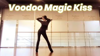 Voodoo Magic Kiss [line dance]#RoyVerdonk#MaleneJakobsen#RaymondSarlemijn#Yoonylinedance