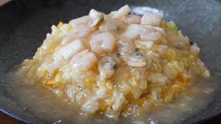 毎日炒飯73日目！【海鮮あんかけ炒飯】をつくってみた！超超超簡単なのにむちゃくちゃおいしく仕上がりました！絶品！！