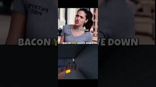 Waitress gets disrespected by a fat couple and leaves waitress no tip #disrespect #waitress #reels