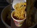 カップラーメン　スーパー合体シリーズ　辛麺 u0026にんにく豚骨