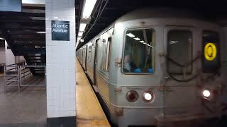 R46s #5617 \u0026 #5614/#5534 (Q) wrong railing into Atlantic Avenue - Barclays Center