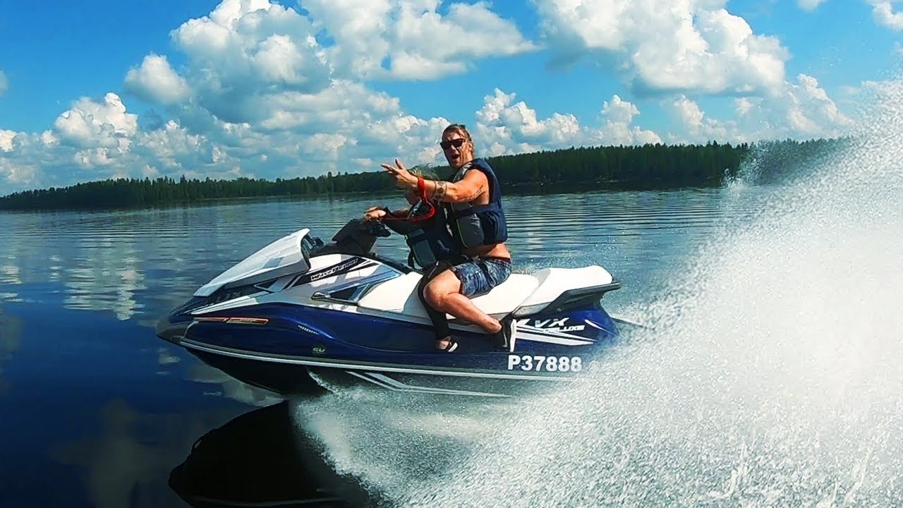Almost Crashed The Jetski Youtube
