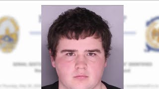 Man charged with extorting explicit photos from underage girls on Snapchat, Instagram