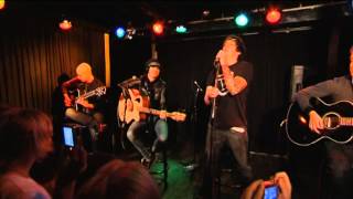 Simple Plan: "Crazy" (Unplugged)