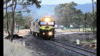 G523-540-XR558 on 7902V in the Pyrenees Ranges near Ampitheatre.  12-07-19.   08.50.10.