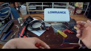 Lowrance Elite 9 Ti   Med/High  Total Scan unboxing