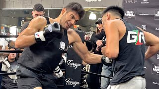 ¡ZURDO RAMIREZ DESATA PUÑOS EXPLOSIVOS AL CUERPO EN PREPARACIÓN EN ENFRENTAR A DMITRY BIVOL!