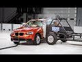 2013 BMW X1 side IIHS crash test