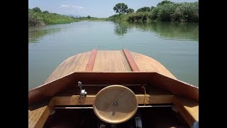 Encounter Bora on your own mini boat Homemade Mini boat and fish jump!