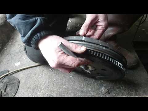 How to check your DMF - Dual Mass Flywheel (Bad Dmf diagnose. How to check your DMF - Dual Mass Flywheel (Bad Dmf diagnose.