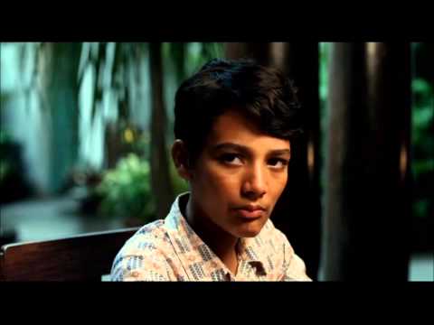 What does Life of Pi say about religion?